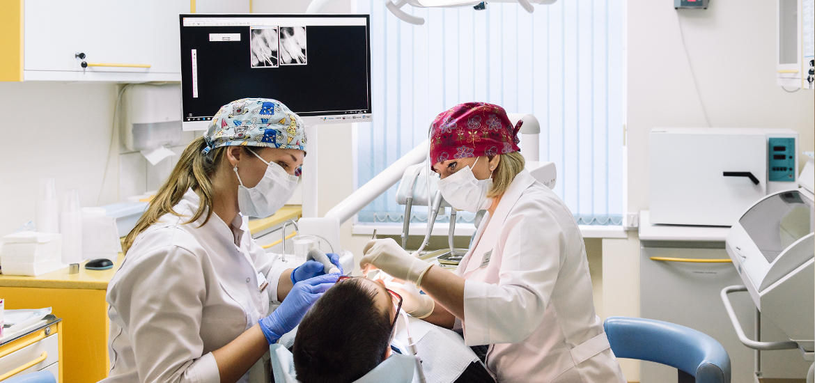 Лечение и эстетика зубов в Смоленске. Стоматология Оптима